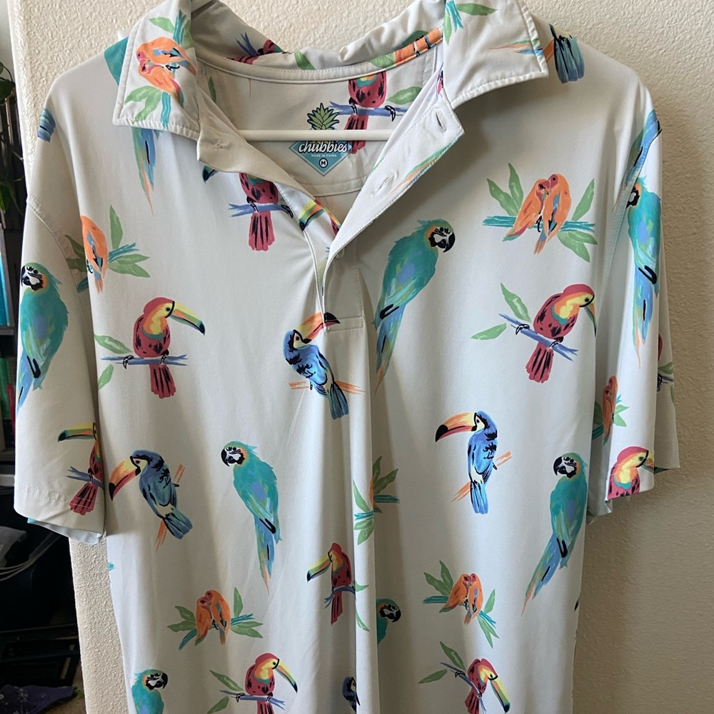 Chubbies mens medium polo in great used condition
